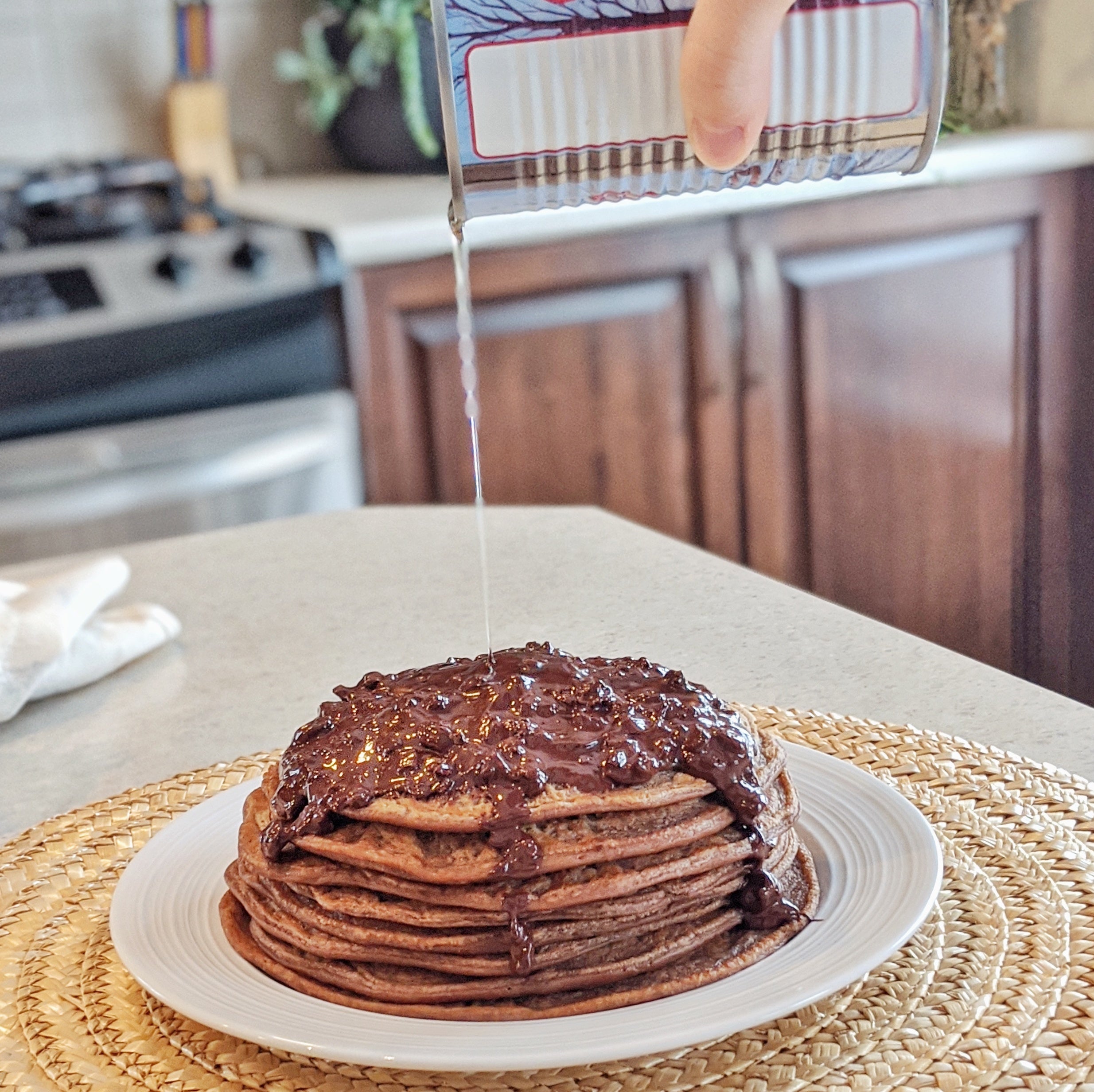 Delicious Chocolate-Hazelnut Protein Pancakes – RAW Nutritional