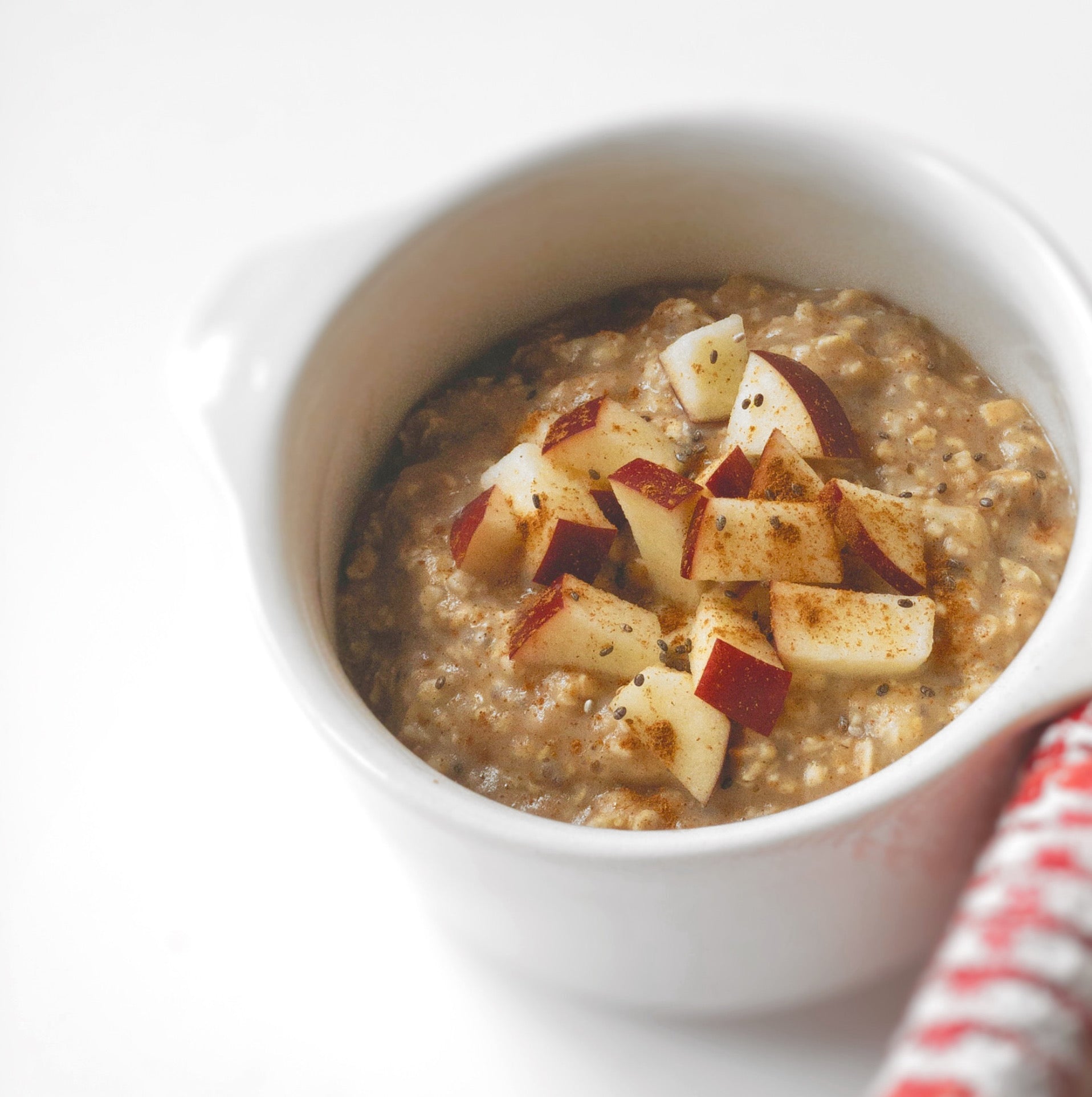 Apple Caramel Protein Oatmeal - RAW Nutritional