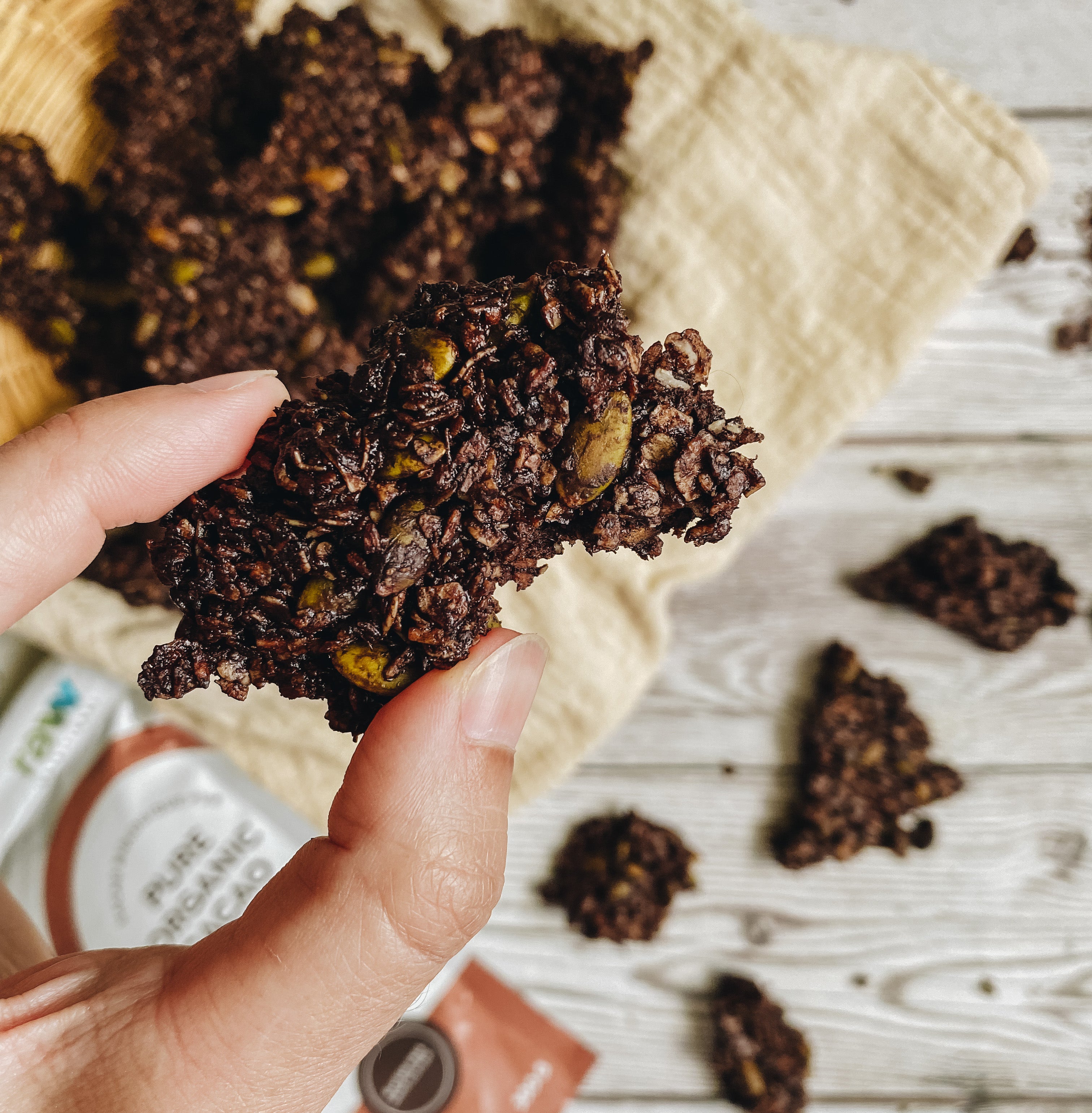 Crunchy Chocolate Bites - RAW Nutritional