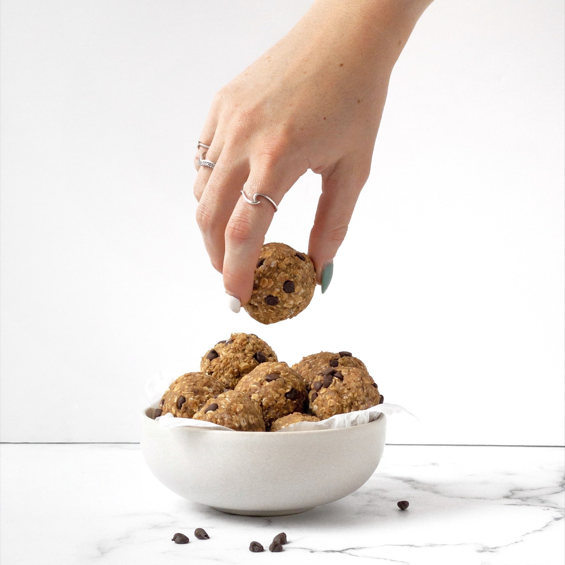 Banana Energy Balls - RAW Nutritional
