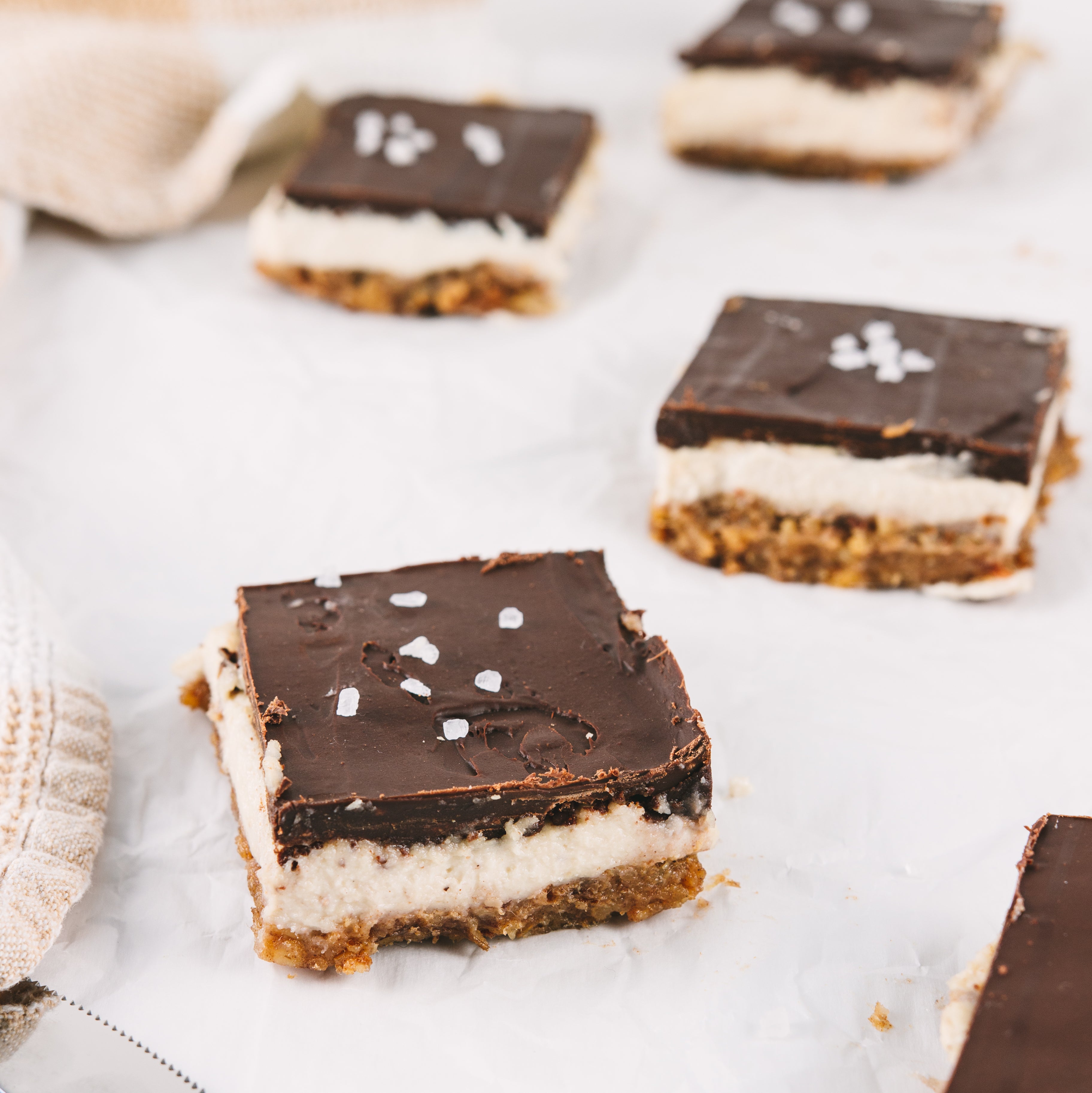 Gooey Maca Cheesecake Bars - RAW Nutritional