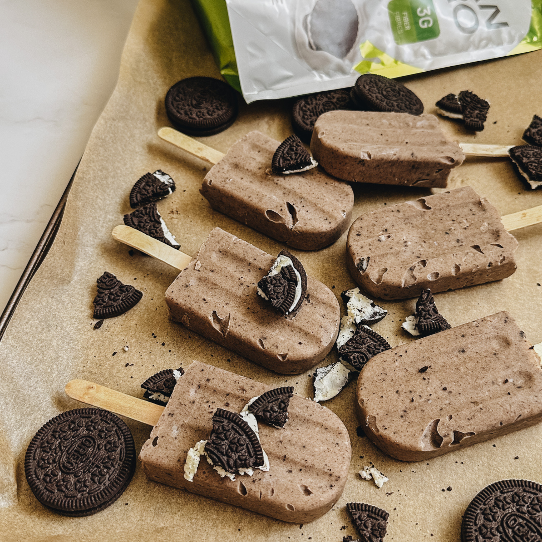 Creamy Oreo Frozen Fudge – RAW Nutritional