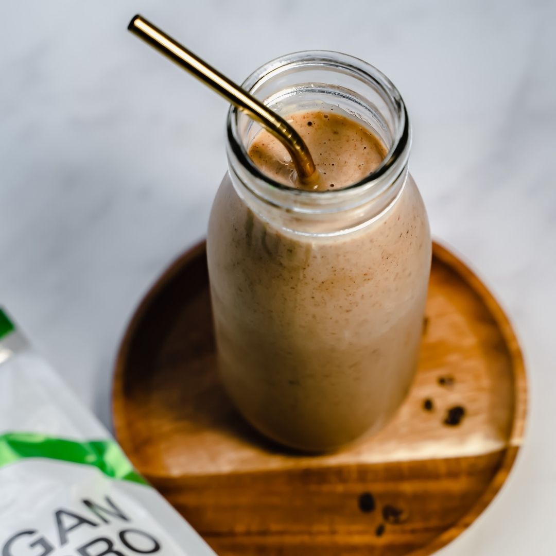 Vegan Banana and Nut Protein Smoothie - RAW Nutritional