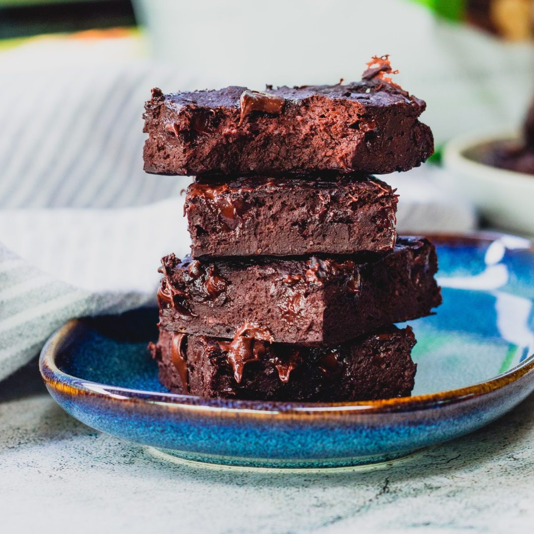 Chocolate Hazelnut Protein Brownies – RAW Nutritional