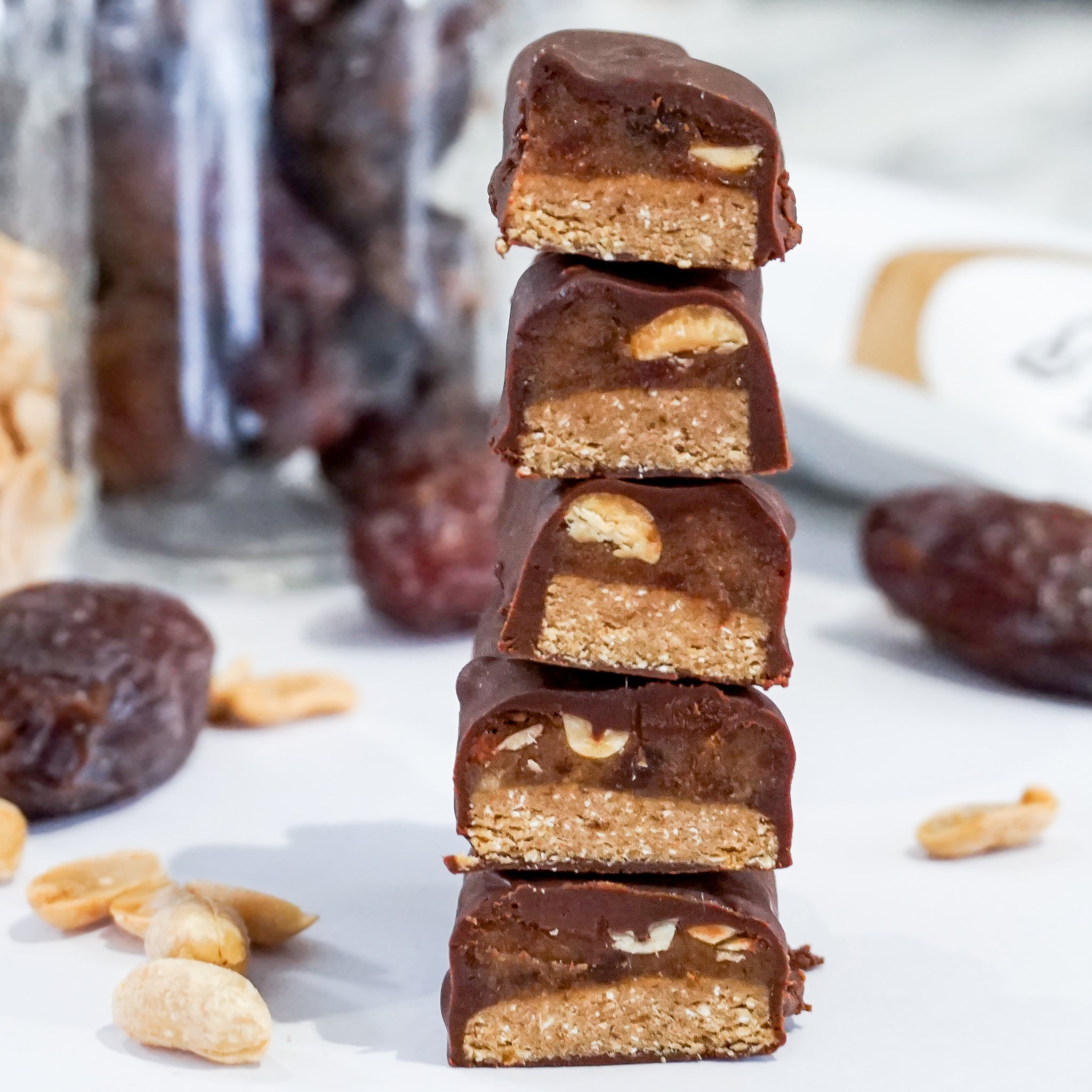 Vegan & Healthy Snickers Bars - 7 Ingredient (GF, No refined sugars) – RAW Nutritional