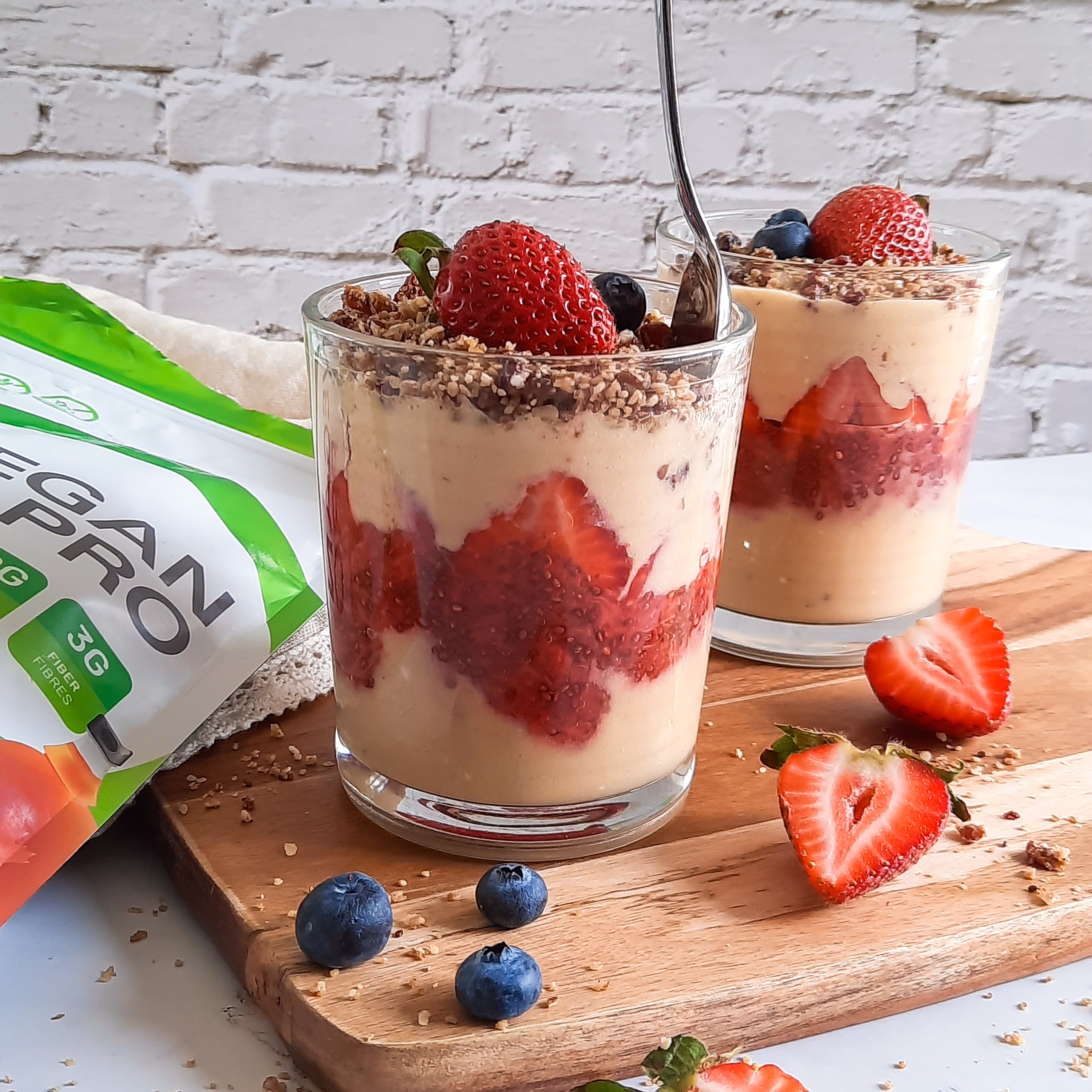 "Strawberry Shortcake" Parfait - RAW Nutritional