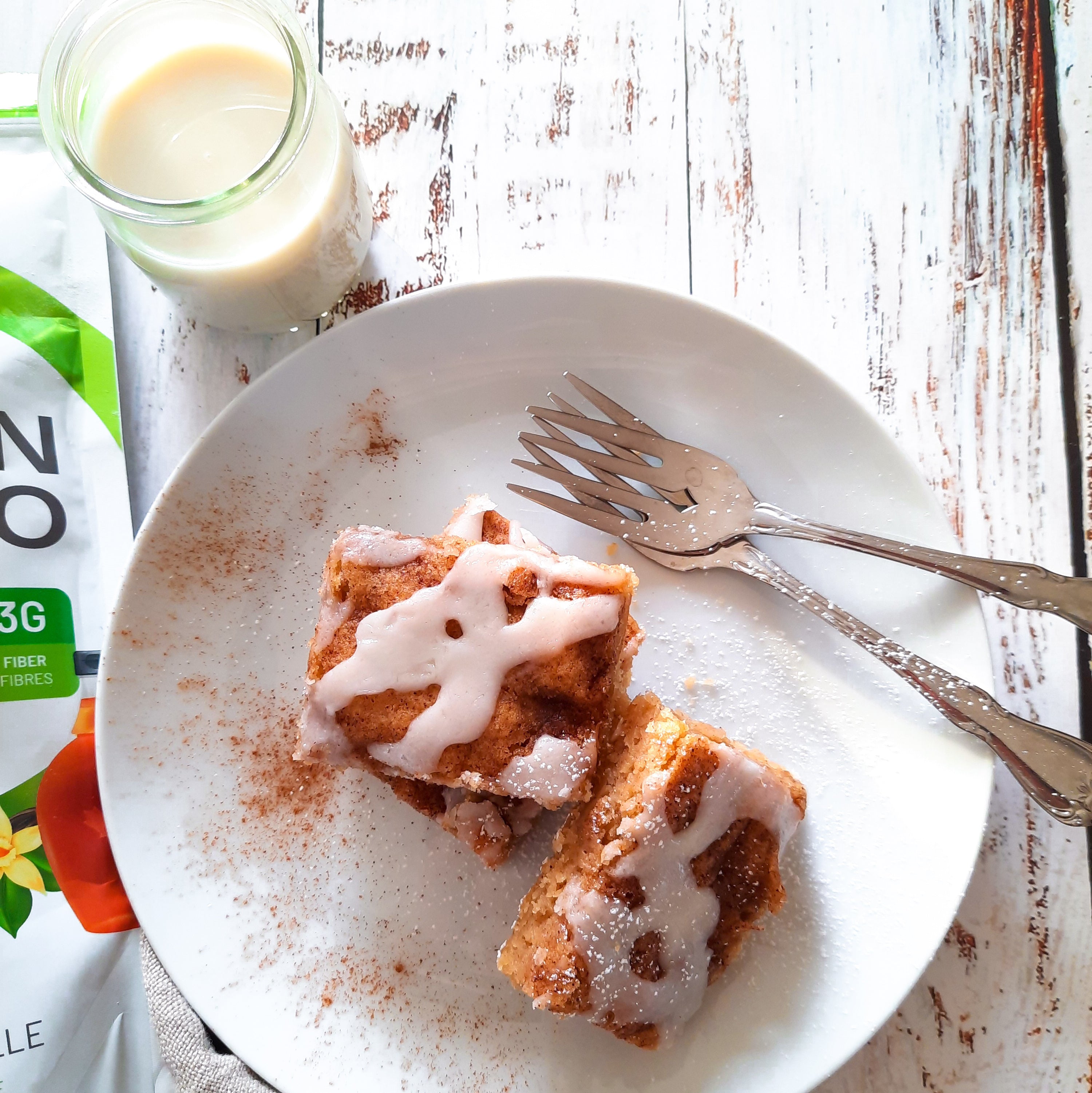"Cinnamon Buns" Blondies - RAW Nutritional