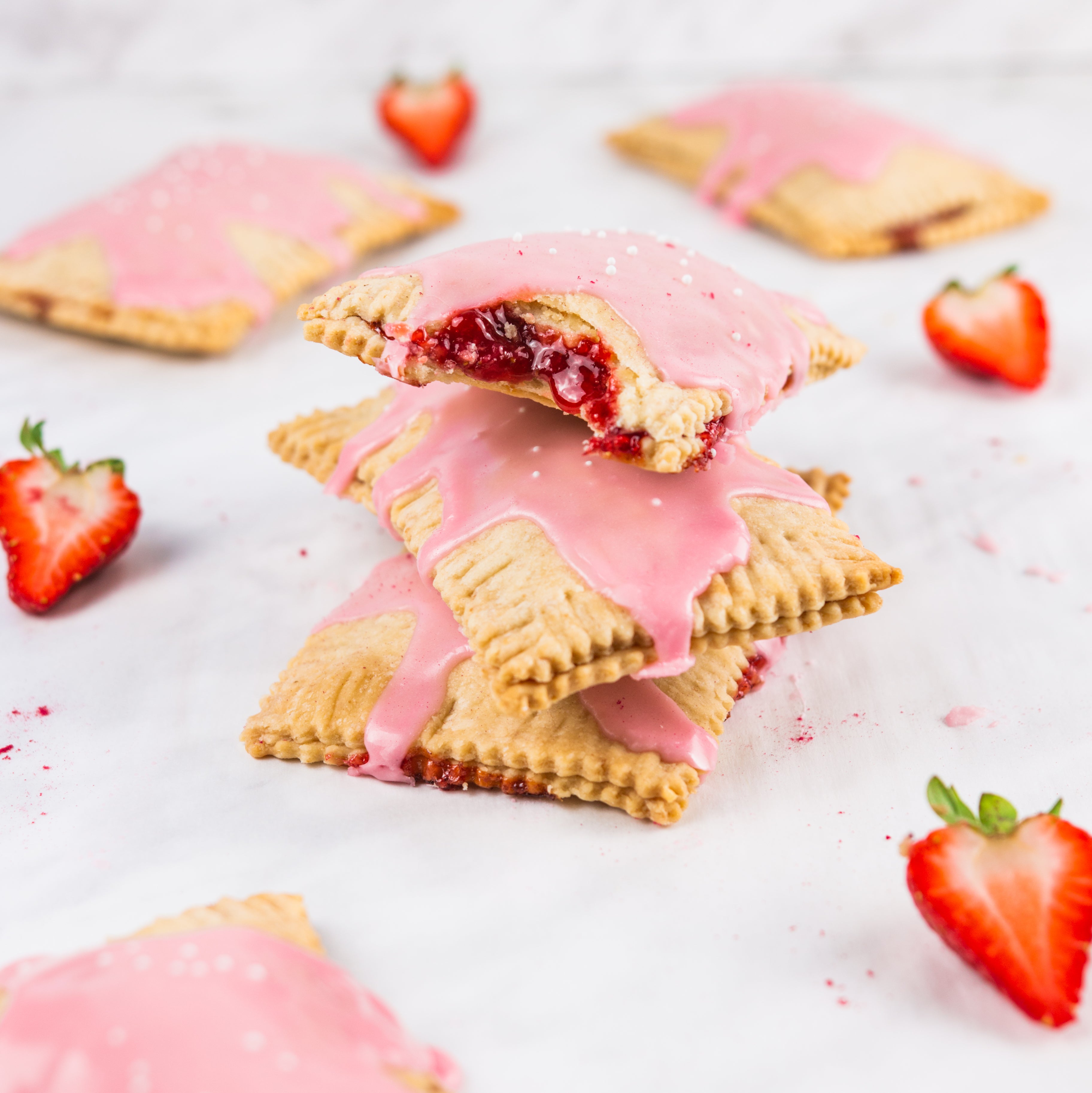 Strawberry Açai Pop Tarts - RAW Nutritional
