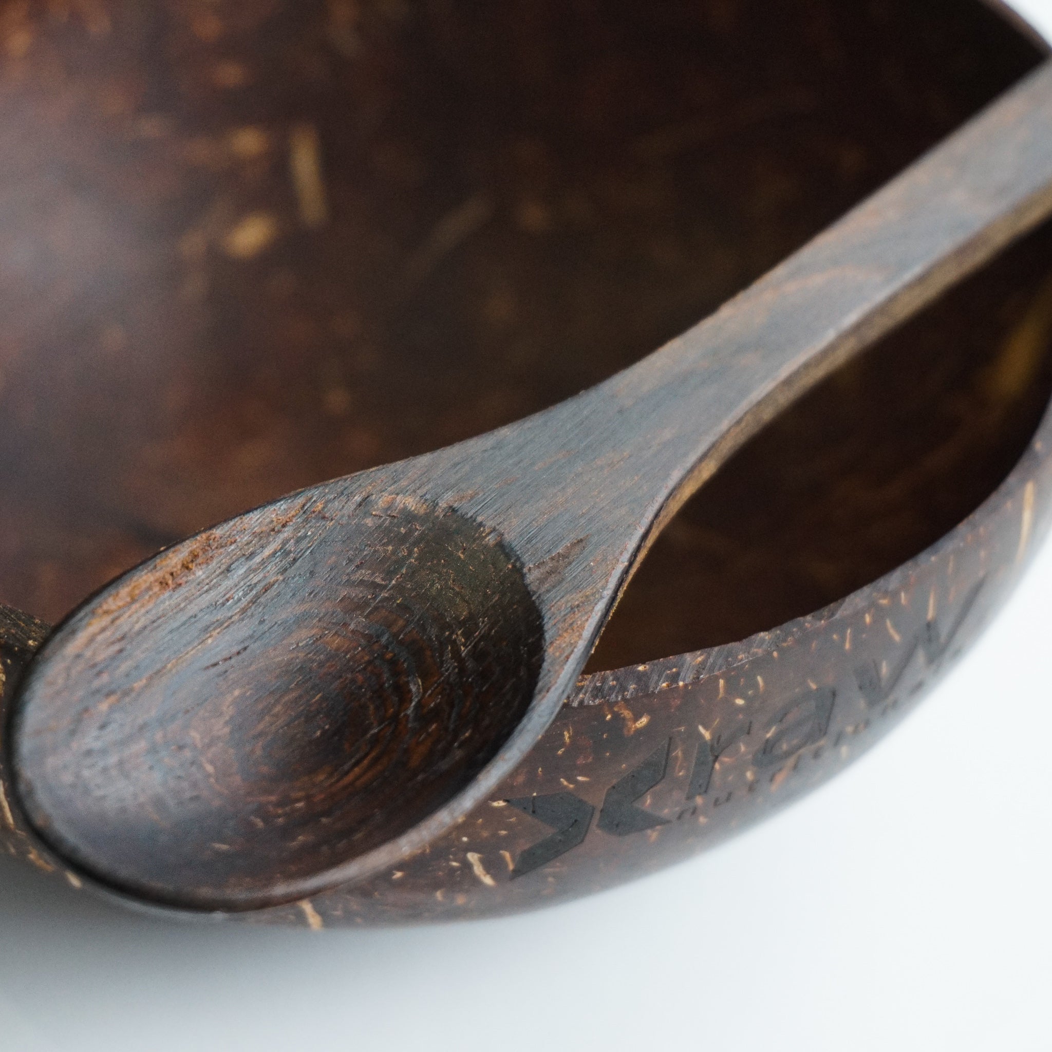 Wooden Spoon||Cuillère en Bois